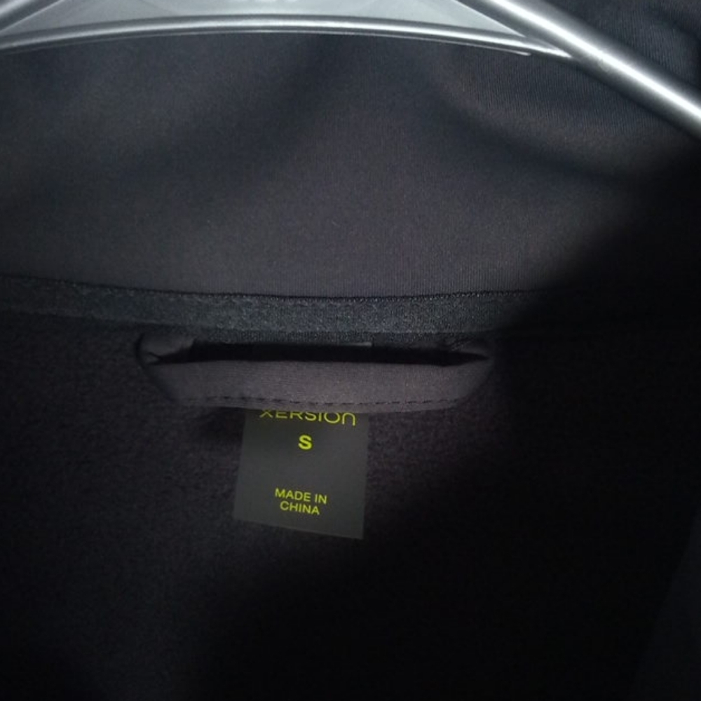 Xersion jacket - Picture 2 of 4
